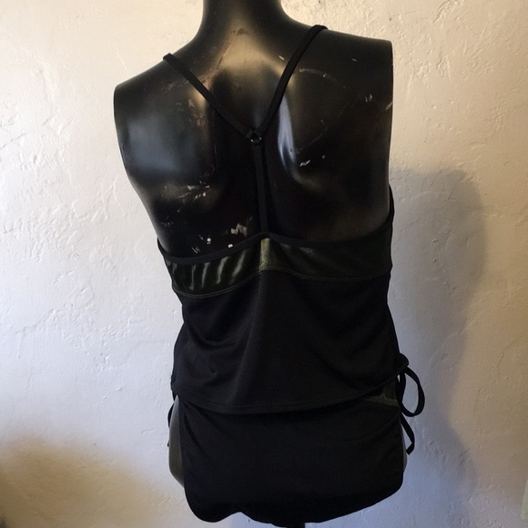 Ocean Gear Black and shimmering green swim suit - Picture 3 of 7